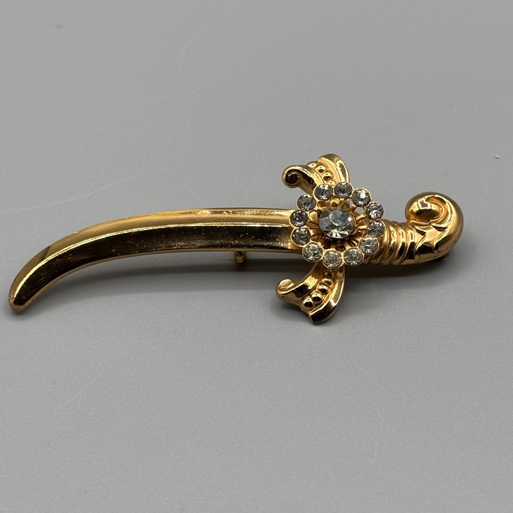 Vintage Coro Gold Tone with Rhinestones Sword Brooch JP373